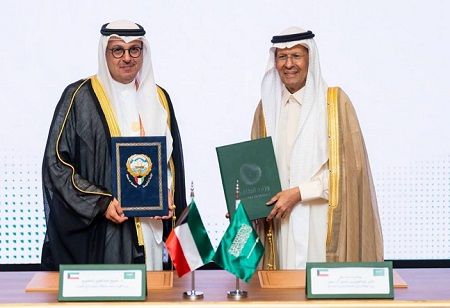 Kuwait, Saudi Arabia Sign MoU on Electricity and Renewable Energy