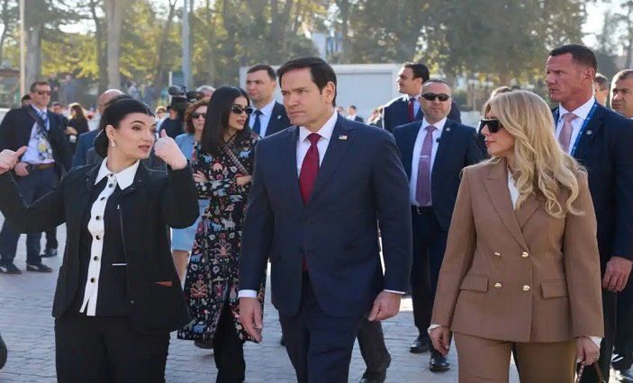 US Seeks Long-Term Business Deals in Uzbekistan, Central Asia