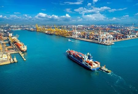 US Urges Nations to Reject UN Ship Fuel Deal, Warns of Tariffs