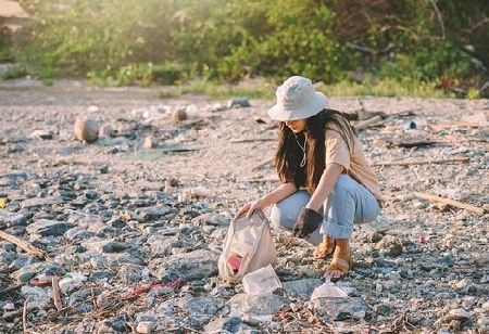 Indonesia to Mandate Plastic Recycling for All Producers