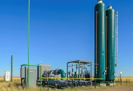 Oman-China Partner to Build Electrolyser Plant Amid Hydrogen Boom Oman-China Partner to Build Electrolyser Plant Amid Hydrogen Boom
