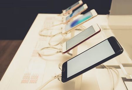 Apple Overtakes Xiaomi in Vietnam as Samsung Holds Top Spot Apple Overtakes Xiaomi in Vietnam as Samsung Holds Top Spot