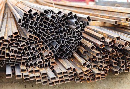 Iran, Uzbekistan Ink Deal to Boost Cooperation in Iron and Steel