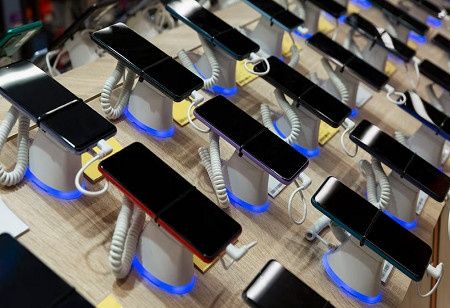 Apple Expands iPhone Production in India with New Tata and Foxconn Plants