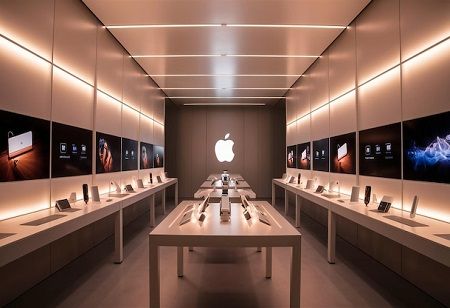 Apple Eyes Foldable iPhone Production in Taiwan, India Plans