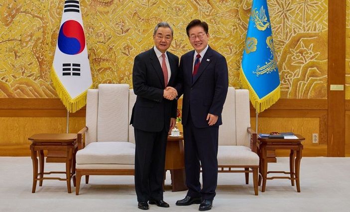 China Urges Greater Progress in Strategic Ties With South Korea