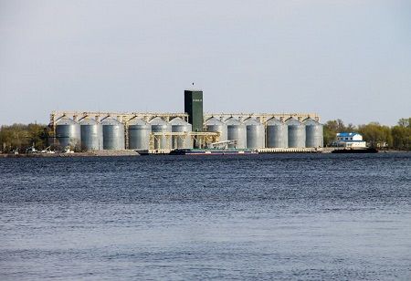 Iran Advances Water Transfer Plan and Coastal Industry Shift